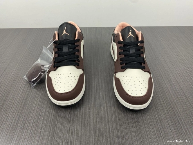 1 DC6991-200 Air Mocha Low Jordan 0821